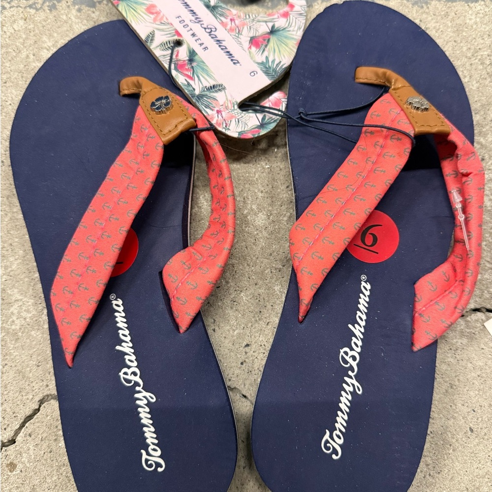 NWT Tommy Bahama Navy & Coral Flip Flops